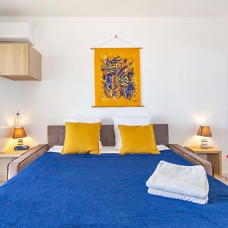 Oceanides - Studio Renove Avec Magnifique Vue Mer - Saint-Gilles-Les-Bains Exterior foto